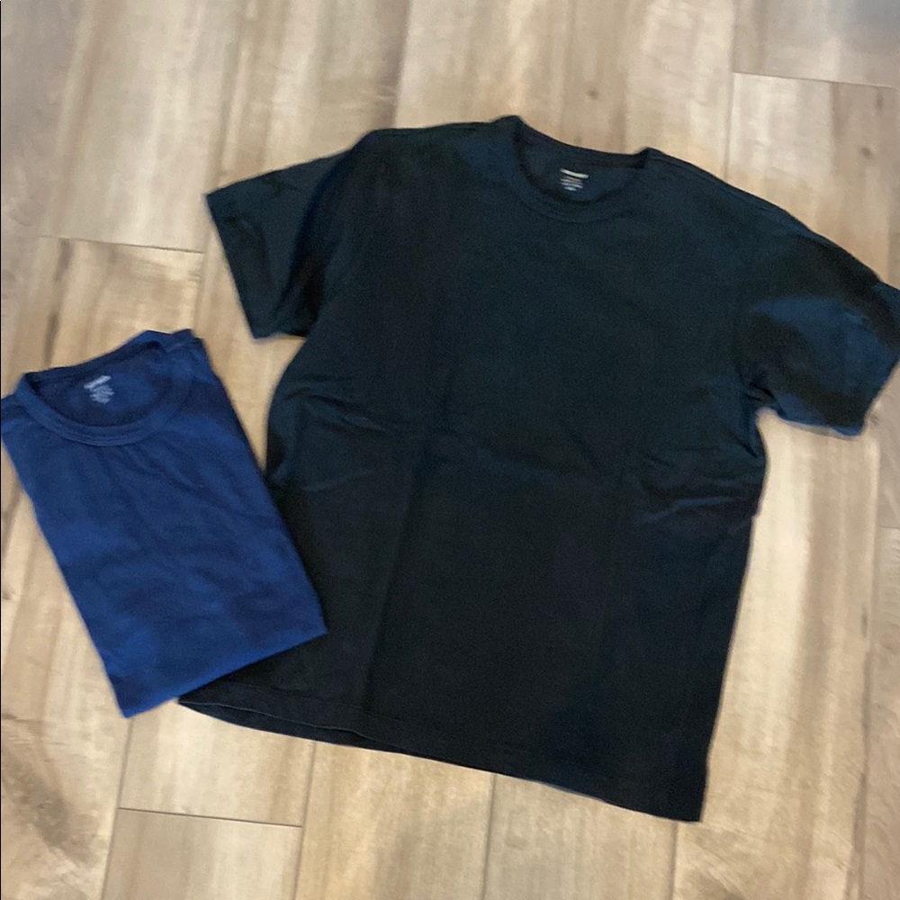 NWOT buck mason toughknit tshirts. Size large.
